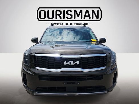 Used 2022 Kia Telluride EX w/ EX Premium Package FWD image 3