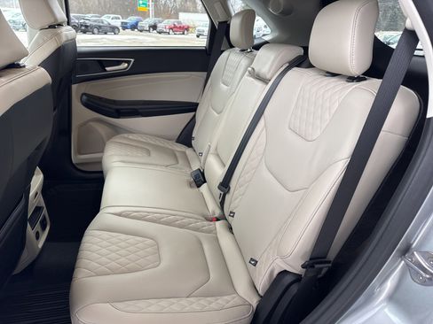 Certified 2024 Ford Edge Titanium w/ Titanium Elite Package image 37