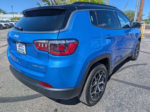 Used 2025 Jeep Compass Limited AWD/4WD image 5