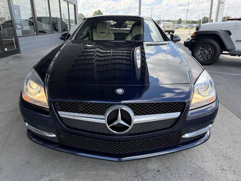 Used 2014 Mercedes-Benz SLK 250 image 2