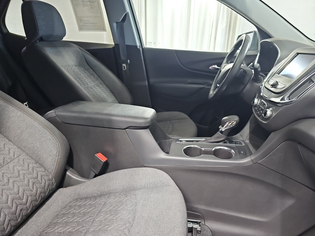 Used 2024 Chevrolet Equinox LT AWD/4WD image 13