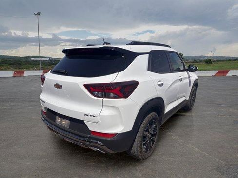 Used 2023 Chevrolet TrailBlazer ACTIV FWD image 3