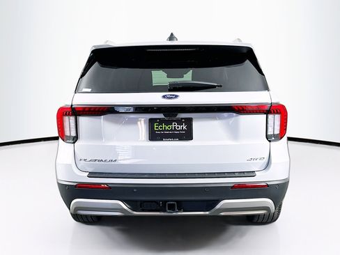Used 2025 Ford Explorer Platinum w/ LUX Leather Package AWD/4WD image 7