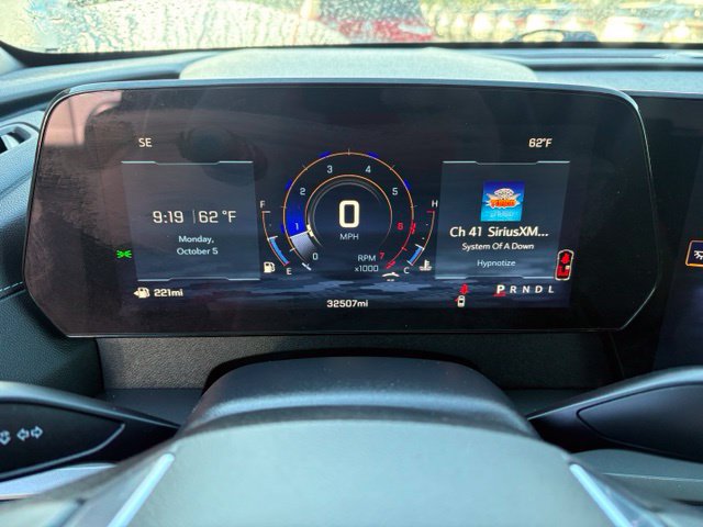 Used 2026 Chevrolet Traverse LT FWD image 14