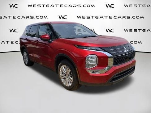 Used 2024 Mitsubishi Outlander ES AWD/4WD image 28