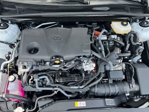 New 2026 Toyota Camry Hybrid image 9