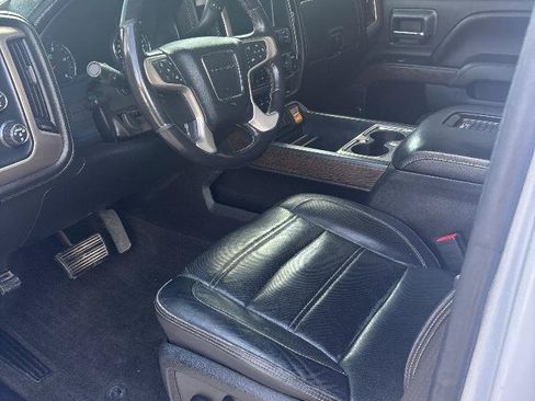 Used 2018 GMC Sierra 3500 Denali w/ Duramax Plus Package AWD/4WD image 4