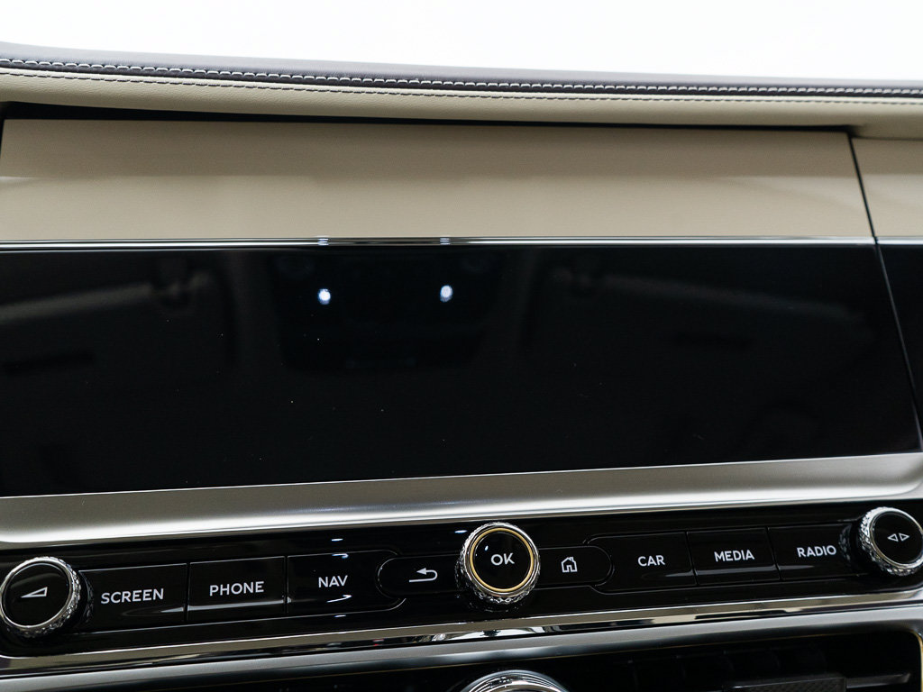 Certified 2026 Bentley Flying Spur Azure AWD/4WD image 42