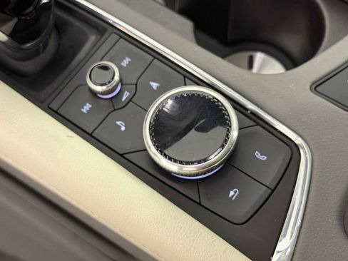 Used 2024 Cadillac XT5 Premium Luxury w/ Technology Package image 33