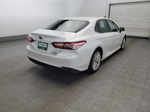 Used 2018 Toyota Camry XLE image 9