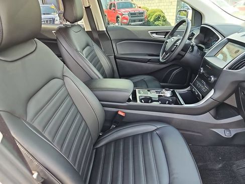 Certified 2019 Ford Edge SEL w/ Equipment Group 201A FWD image 10