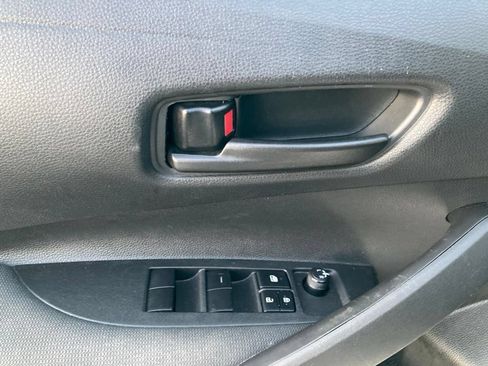 Used 2025 Toyota Corolla LE FWD image 13