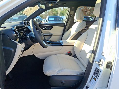 New 2026 Mercedes-Benz GLC 300 4MATIC image 8