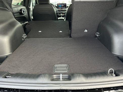 New 2026 Jeep Compass Latitude image 18