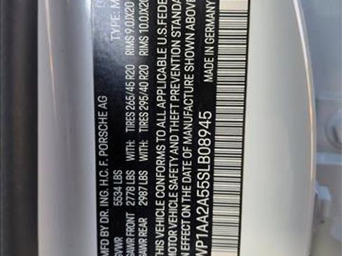 Used 2025 Porsche Macan image 27