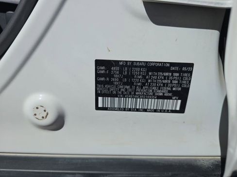 Certified 2024 Subaru Outback Limited w/ Popular Package #2 image 9