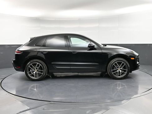 New 2026 Porsche Macan AWD/4WD image 9