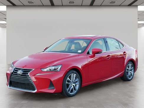 Used 2019 Lexus IS 300 image 2
