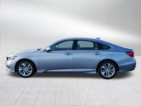 Used 2019 Honda Accord LX image 4