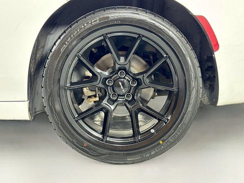 Used 2022 Dodge Charger SXT RWD image 9