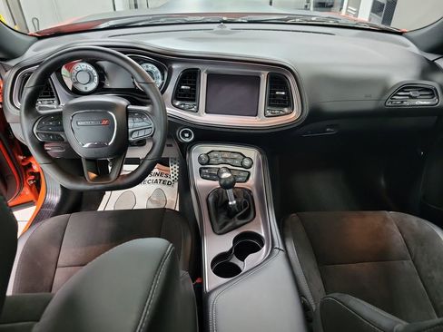 Used 2023 Dodge Challenger R/T w/ T/A Package RWD image 5