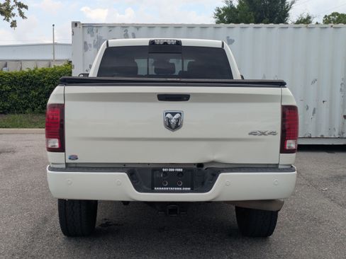 Used 2018 RAM 3500 Laramie w/ Sport Appearance Group AWD/4WD image 6