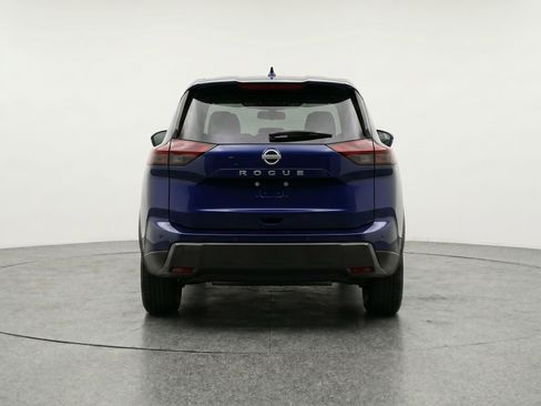 Used 2025 Nissan Rogue SV FWD image 7