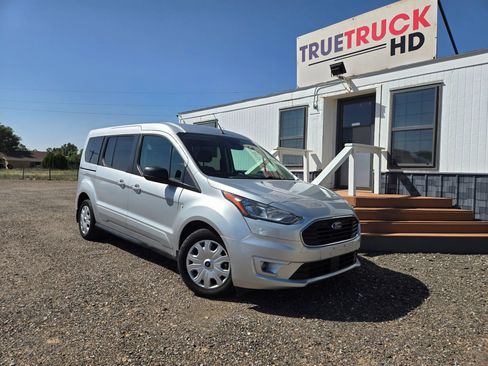 Used 2021 Ford Transit Connect XLT FWD image 4
