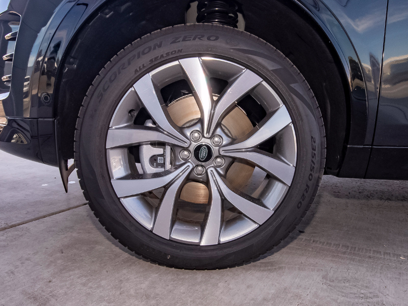 New 2026 Land Rover Discovery Sport Landmark AWD/4WD image 54