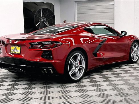Used 2021 Chevrolet Corvette Stingray Coupe w/ 1LT RWD image 13