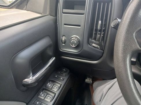 Used 2014 Chevrolet Silverado 1500 W/T w/ Trailering Package RWD image 4