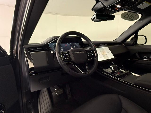 Used 2025 Land Rover Range Rover Sport Dynamic SE AWD/4WD image 5