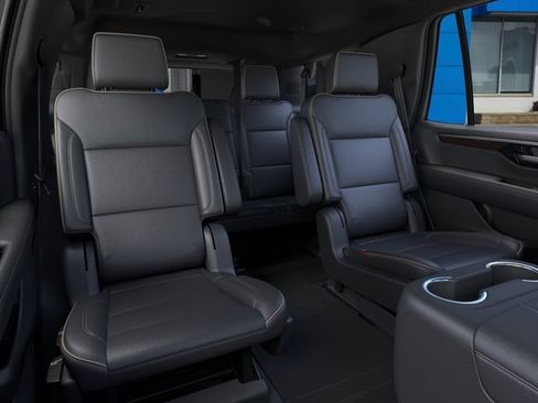 New 2026 Chevrolet Tahoe Premier w/ Sun And Tow Package AWD/4WD image 17