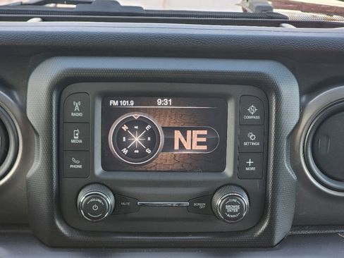 Used 2021 Jeep Wrangler Unlimited Sport image 10