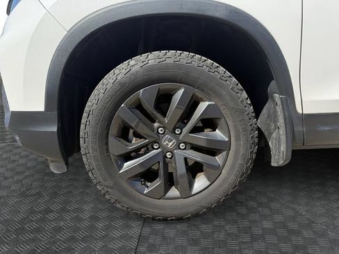 Used 2024 Honda Ridgeline Sport image 13