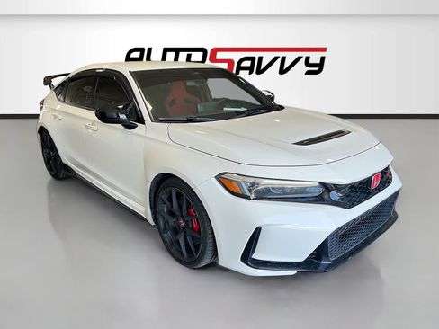 Used 2024 Honda Civic Type R image 1