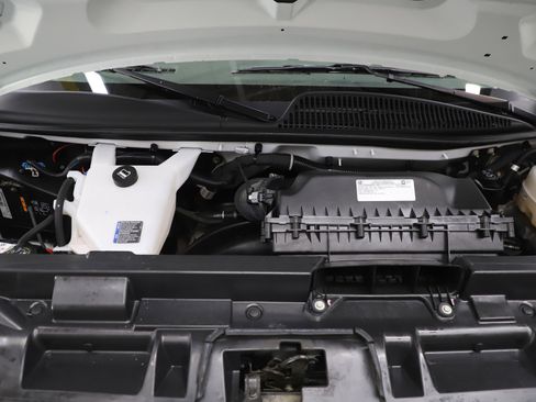 Used 2024 GMC Savana 2500 Extended w/ Driver Convenience Package RWD image 25