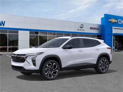 New 2026 Chevrolet Trax RS w/ Sunroof Package image 2