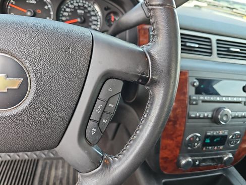 Used 2009 Chevrolet Silverado 3500 LTZ w/ LTZ Plus Package AWD/4WD image 17