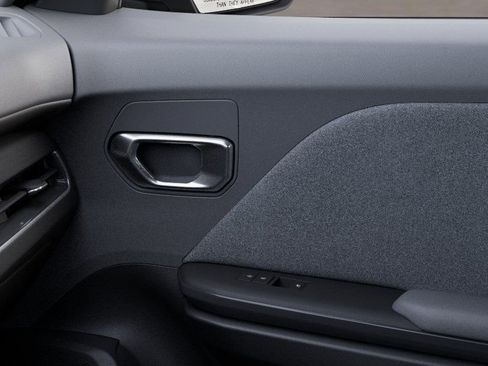 New 2026 Kia K4 LXS image 25