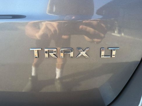 Used 2015 Chevrolet Trax LT w/ LT Sun and Sound Package FWD image 18
