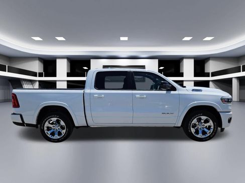 Used 2025 RAM 1500 Big Horn AWD/4WD image 7