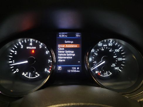 Used 2020 Nissan Rogue SV FWD image 23