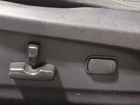 Used 2012 Subaru Legacy 2.5i Premium w/ All-Weather Pkg image 28