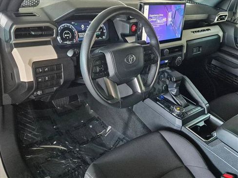 Used 2024 Toyota Tacoma TRD Off-Road AWD/4WD image 10
