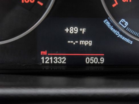 Used 2015 BMW 328i xDrive Sedan AWD/4WD image 17