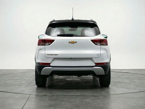 Used 2025 Chevrolet TrailBlazer LT image 7