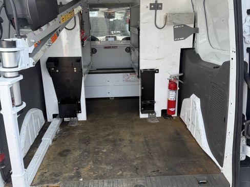 Used 2021 Ford Transit Connect XL FWD image 10