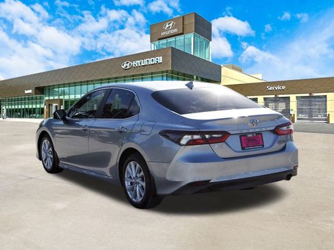 Used 2023 Toyota Camry LE image 8