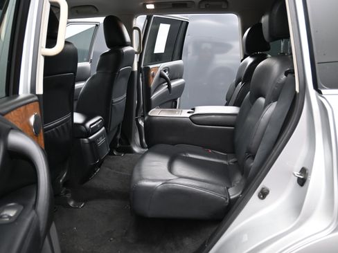 Used 2021 Nissan Armada SL w/ Captain's Chairs Package image 13